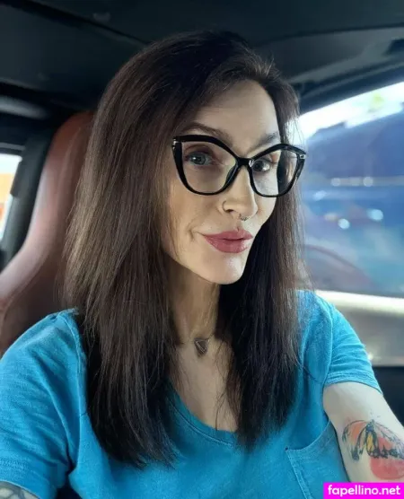 Oliviavtrans OnlyFans Thumbnail #LLq2gMMBUi