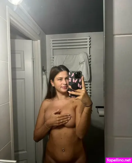 Oliviawazowski photo