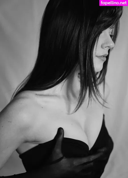 Oliviawildinfree OnlyFans Thumbnail #Lac56Zrc0f