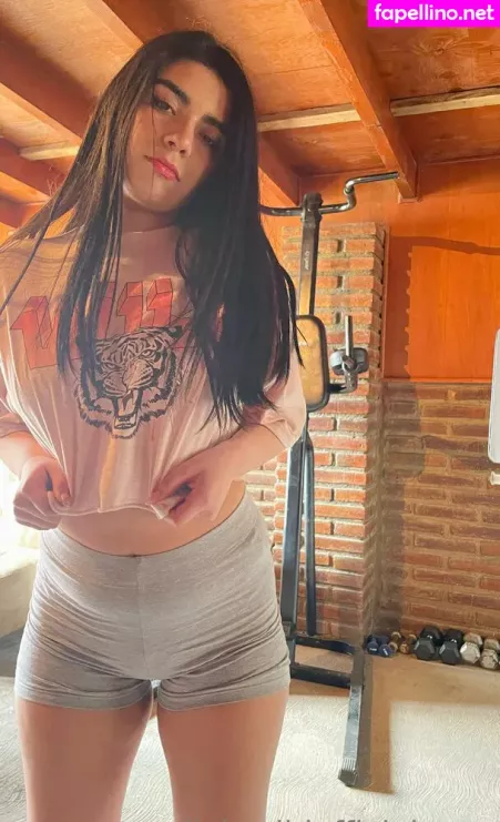 Oliviawildofficial OnlyFans Thumbnail #1xRk3iTzS8