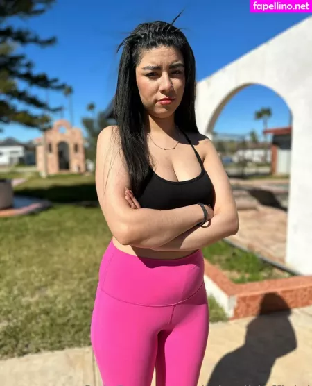 Oliviawildofficial OnlyFans Thumbnail #NirhWn5VBy