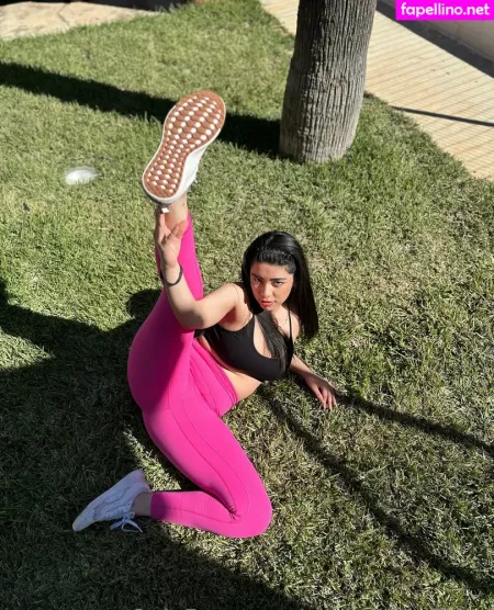 Oliviawildofficial OnlyFans Thumbnail #XrO8XVl3vG