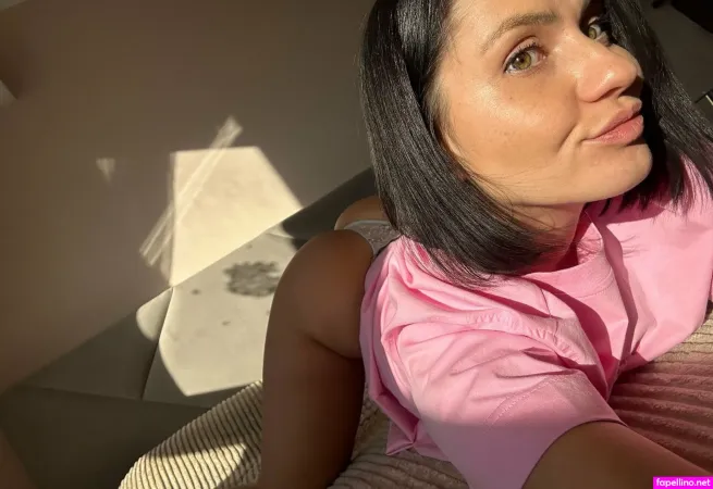 Olivka Grace OnlyFans Thumbnail #M5yiZfagbu