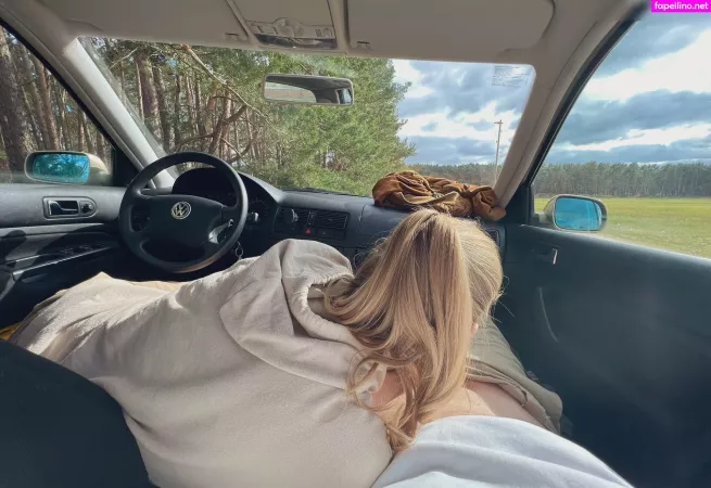 Olivmoliv99 OnlyFans Thumbnail #sjawNEDwrH