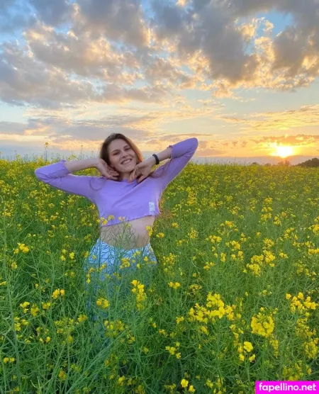 Olka Sun OnlyFans Thumbnail #0P9iVbFvAd