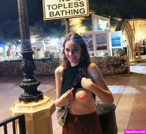 Olwen Catherine Kelly OnlyFans Thumbnail #fz1ZcnD6Xs