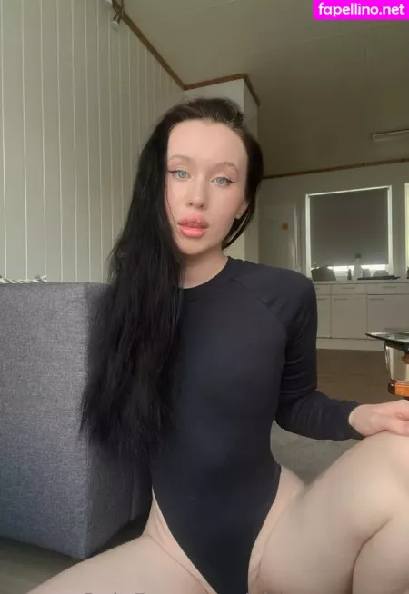 Olya Coralova OnlyFans Thumbnail #vDNi0tqmK0