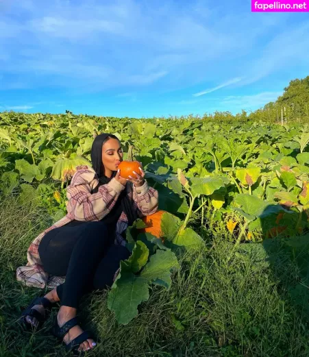 Omaima Benamre OnlyFans Thumbnail #NnBUnp1Dej