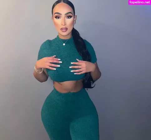 Omaima Benamre OnlyFans Thumbnail #mNSKbbpoes