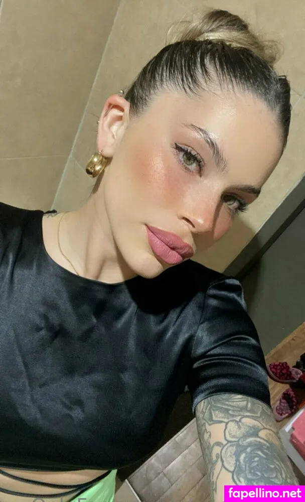 mollyomalia, omalia Nude Leaked OnlyFans Photo #ViBGK3C68j