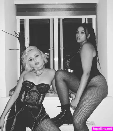 Omaze OnlyFans Thumbnail #evpQTzEwAU