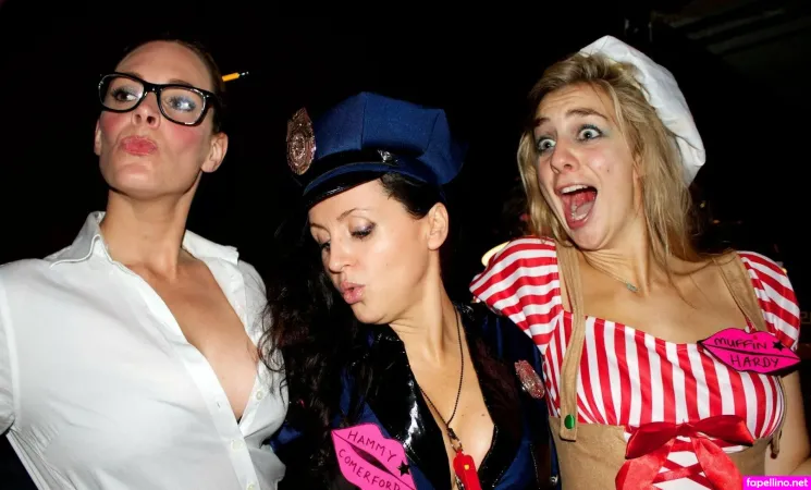 Omaze OnlyFans Thumbnail #w2KrDCMX2K