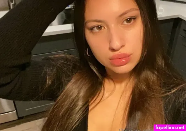 Omgbrooke OnlyFans Thumbnail #0UPgEvF7OW