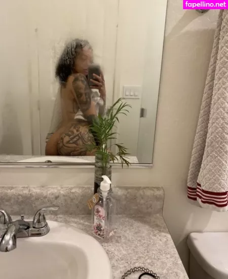 Omgyoash OnlyFans Thumbnail #UvCKdcr85H