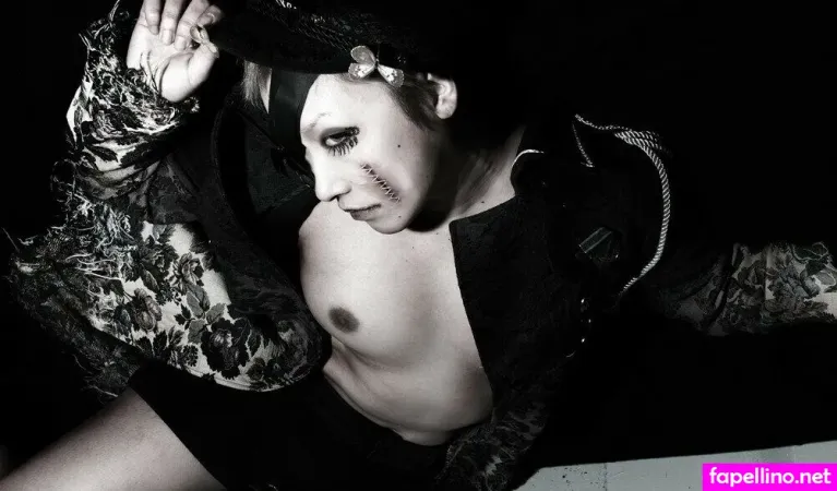 Omikero OnlyFans Thumbnail #zCC5oPH9Fm