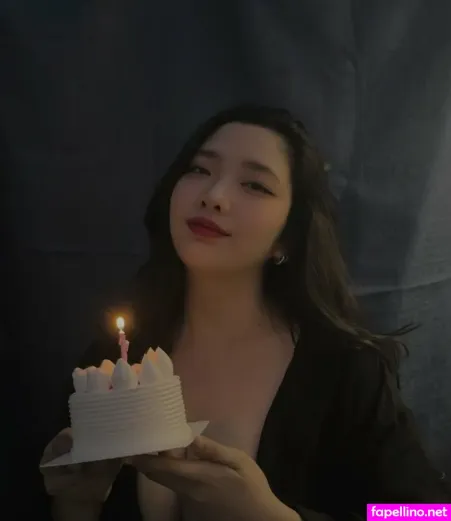 Omulet T OnlyFans Thumbnail #X7j0S8NsAq