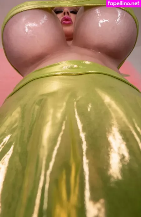 Omystephaniemichelle OnlyFans Thumbnail #QTJ61xliNi