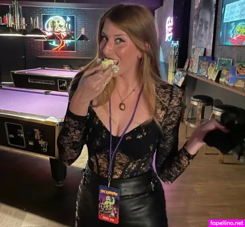Onceoverwithcayley OnlyFans Thumbnail #OGRHgZSKnG