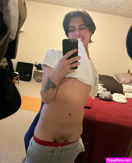 Onearmseeker OnlyFans Thumbnail #1Q9UNPFWyb