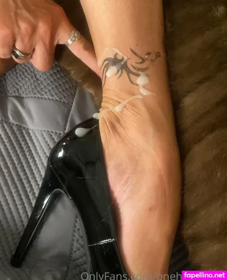 Oneblondewife OnlyFans Thumbnail #62YSt2lpFo