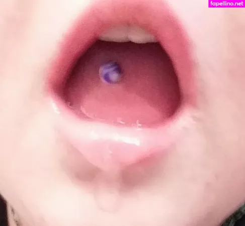 Onechubbywitch OnlyFans Thumbnail #KrvUGFAs5Q