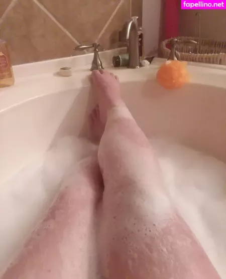 Onechubbywitch OnlyFans Thumbnail #tUa9rDzHhS