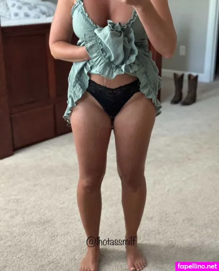 Onehottiemom OnlyFans Thumbnail #GUYaL39JW5