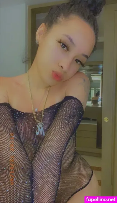 Oneinamellion OnlyFans Thumbnail #3OXBH6eaZh