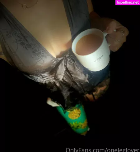 Oneleglover OnlyFans Thumbnail #5yu6dIOLYG
