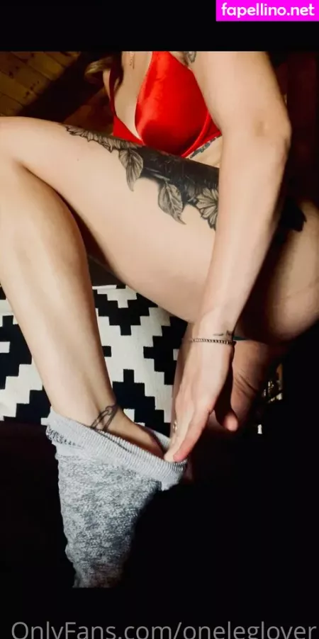Oneleglover OnlyFans Thumbnail #sXNbkoWYtW