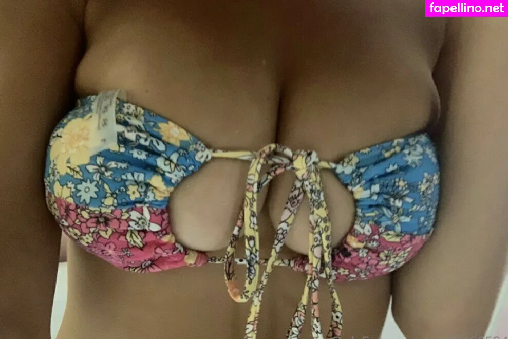 Arnotrelle, Pinkngrippy, Pinkpleasuree Nude Leaked OnlyFans Photo #8YFqvnU0zl