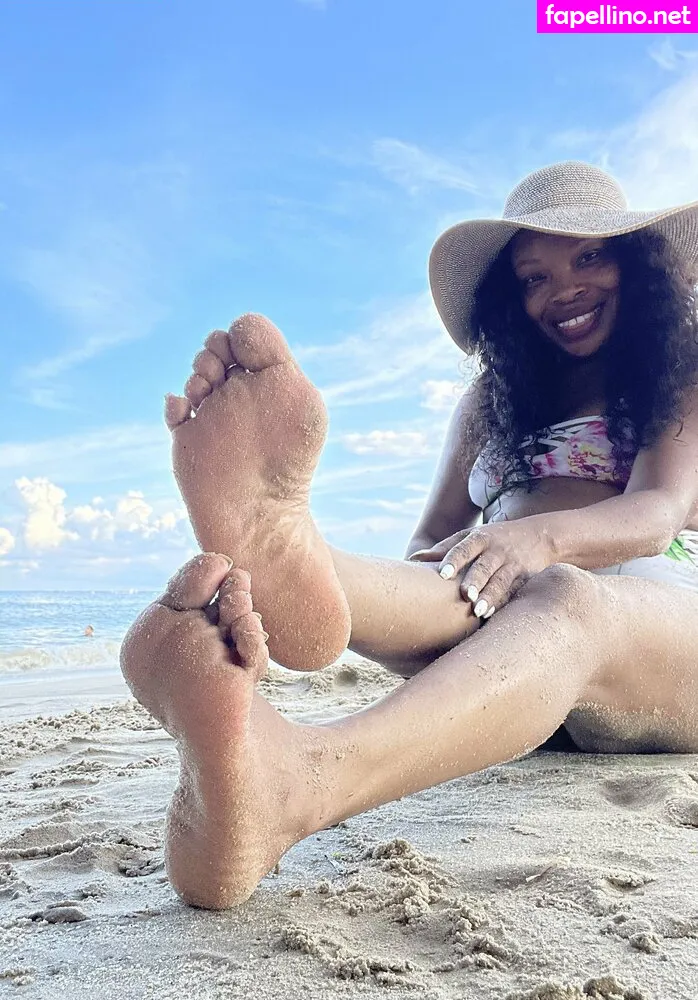 missamerrrickaa, onequeenchrissy757 Nude Leaked OnlyFans Photo #vmVvj68TI1