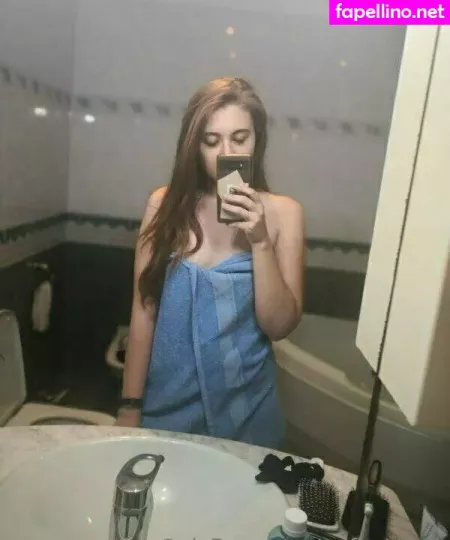 Onfiretamii OnlyFans Thumbnail #Wi6e68l0d0