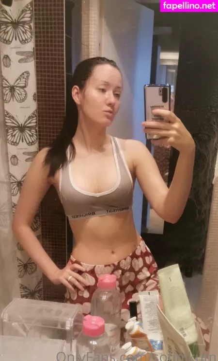 Oniksiya Sofinikum OnlyFans Thumbnail #2HeeC7BmZK