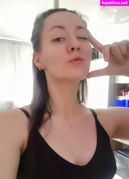 Oniksiya Sofinikum OnlyFans Thumbnail #HUStjrhGcz