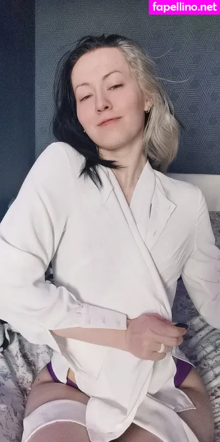 Oniksiya Sofinikum OnlyFans Thumbnail #L3XT8jrbLO