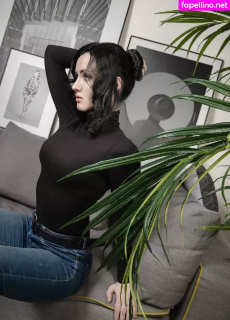 Oniksiya Sofinikum OnlyFans Thumbnail #OiATEQwEA2