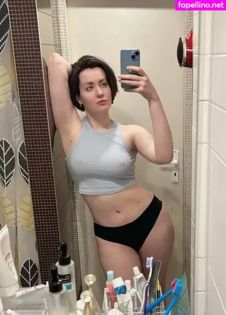 Oniksiya Sofinikum OnlyFans Thumbnail #X4h8HgTvhc
