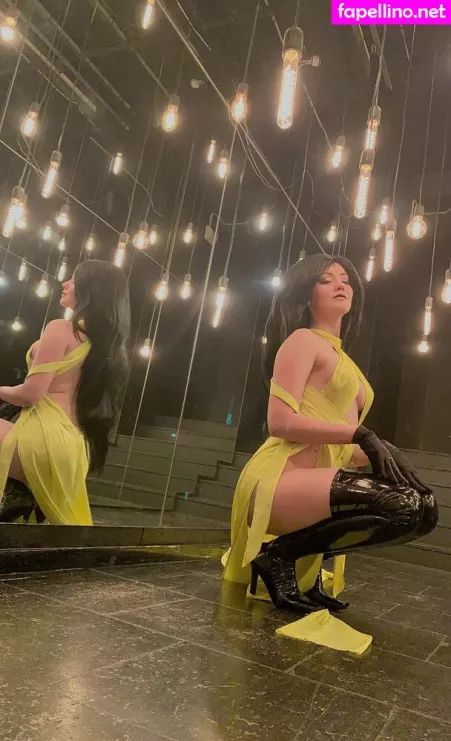 Oniksiya Sofinikum OnlyFans Thumbnail #jl7kw0NdSs