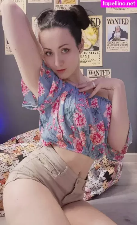 Oniksiya Sofinikum OnlyFans Thumbnail #vMEH6Nw1py