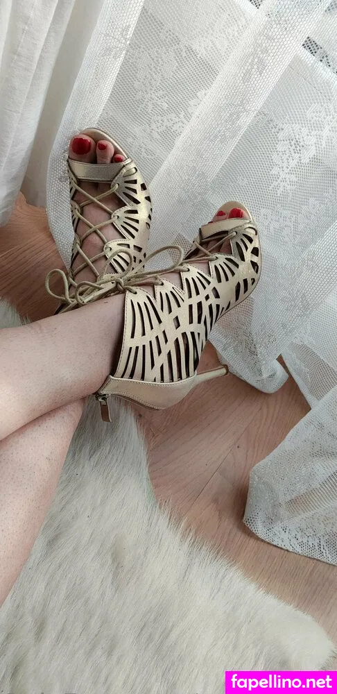 fabygonzalez5, only_fancy_feet Nude Leaked OnlyFans Photo #91DTB26WNJ