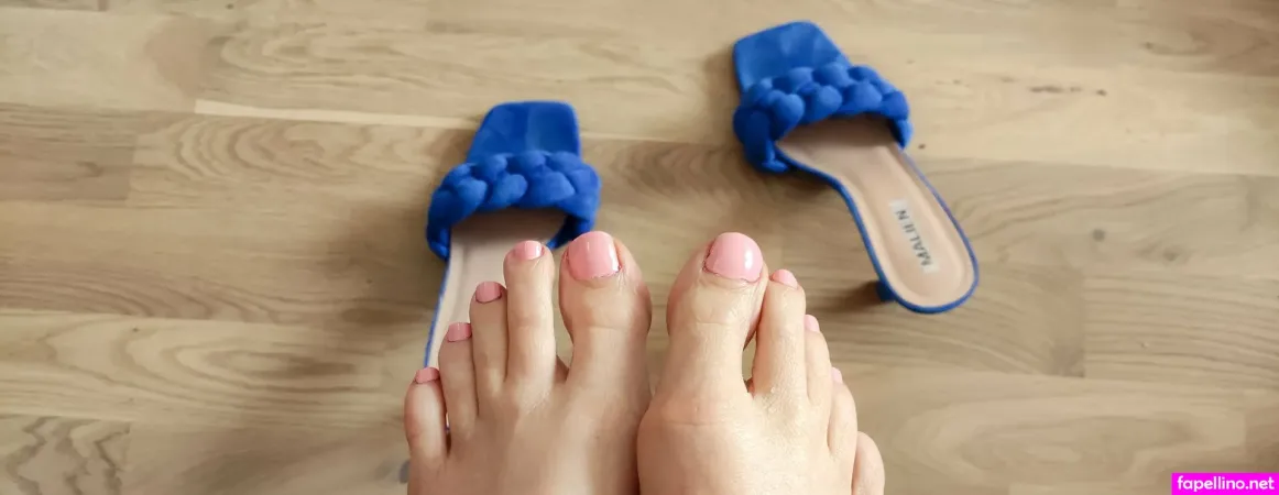 Only Fancy Feet OnlyFans Thumbnail #KIiz9rLtVD