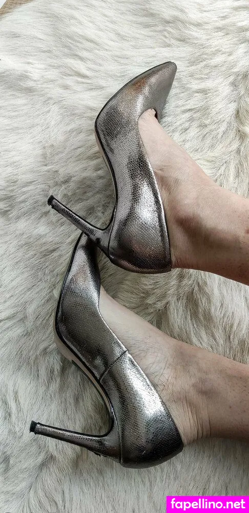fabygonzalez5, only_fancy_feet Nude Leaked OnlyFans Photo #Zw3cxEK8H2