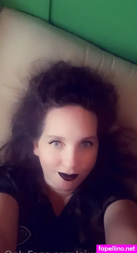 Only Queen84 OnlyFans Thumbnail #uDgxu3QTFc