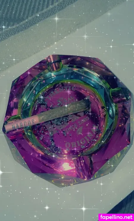 Only Smoking Blonde OnlyFans Thumbnail #CbNslq5FWd