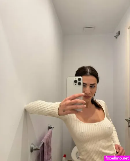 Only Stella Vip OnlyFans Thumbnail #8DmIw2tETd