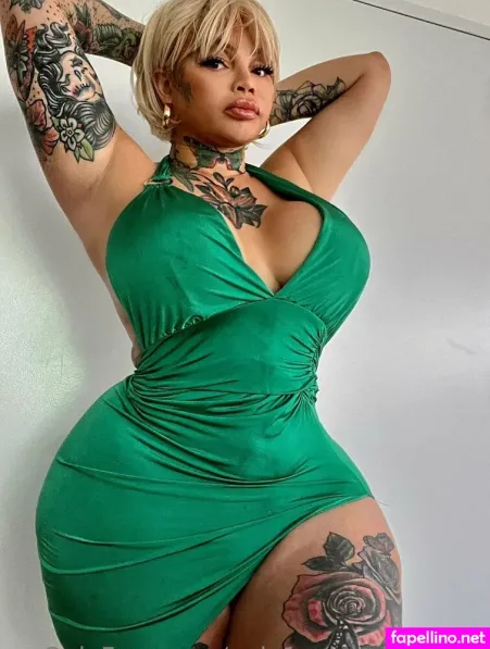 Only1valenciahallxxl OnlyFans Thumbnail #8RiqaMtiIe