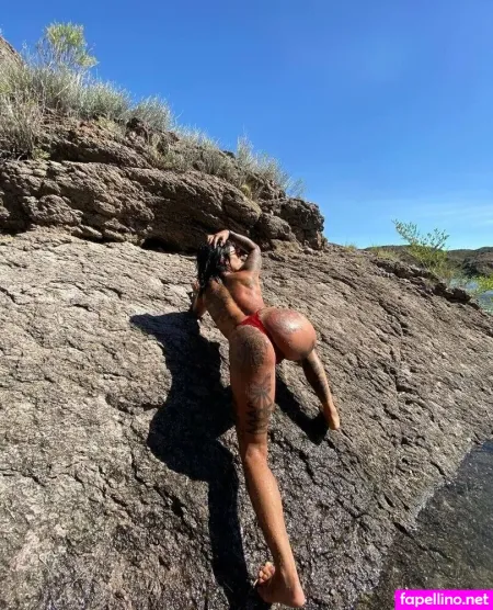 Onlyanaxx OnlyFans Thumbnail #3qQ36qZL73