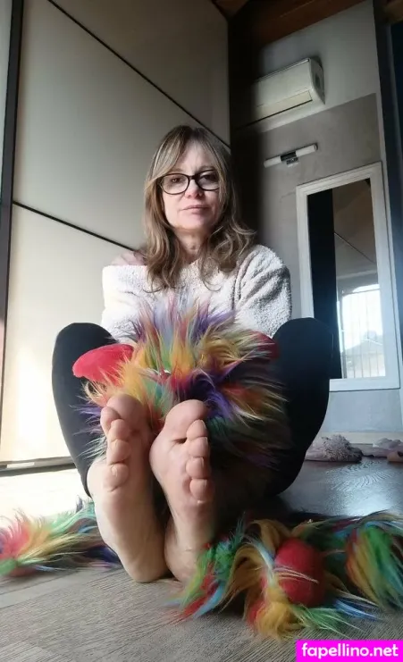 Onlybluefeet OnlyFans Thumbnail #Sw6ZA5PuhG