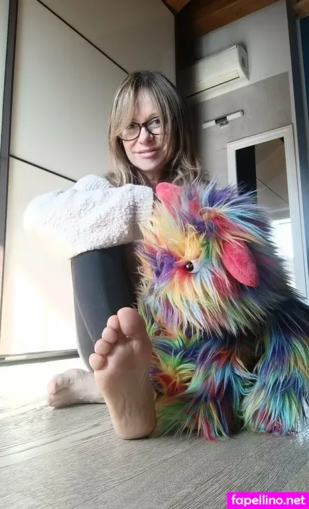 Onlybluefeet OnlyFans Thumbnail #unBtfGbAhe